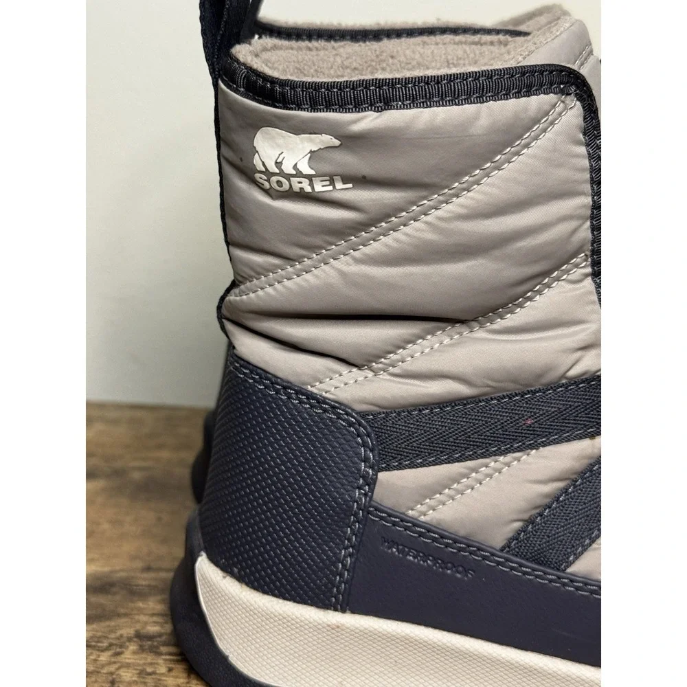 Sorel Whitney II Short Waterproof Insulated Boot Gray Youth Size 5